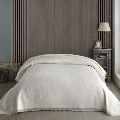 Покрывало SOFIYA цвет молочный 240 х 260 см